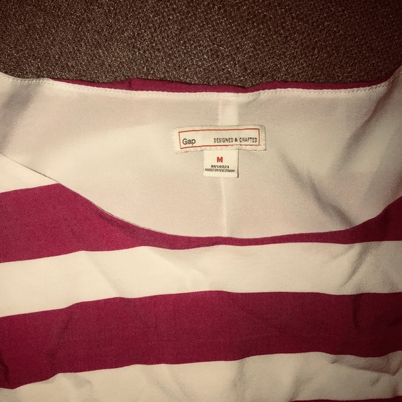 Women’s gap sun dress with pockets - Picture 2 of 2